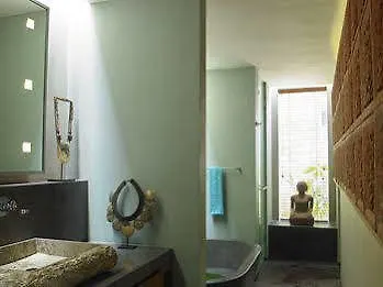 Suara Alam Villas And Spa Kuta  Apartment