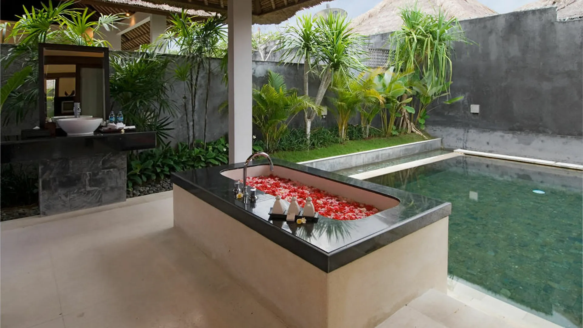 Suara Alam Villas And Spa Kuta  Indonesia